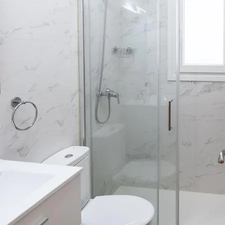 Loira Moliner 90, 3 Habitaciones, Confort Y Estilo